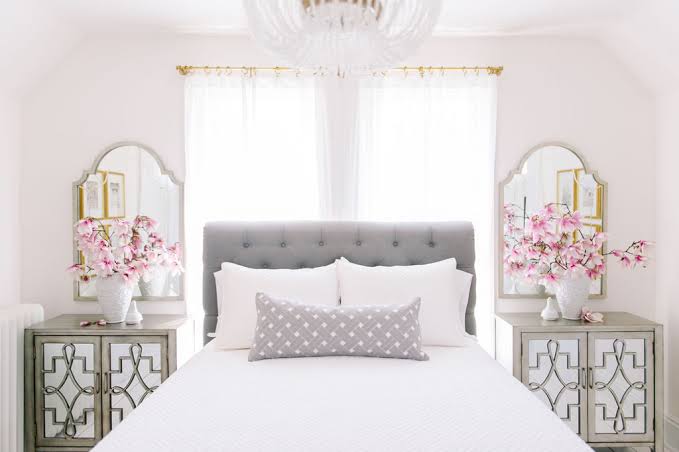 Symmetric bedroom setup
